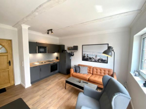 1028- Alte Da h me - Neu